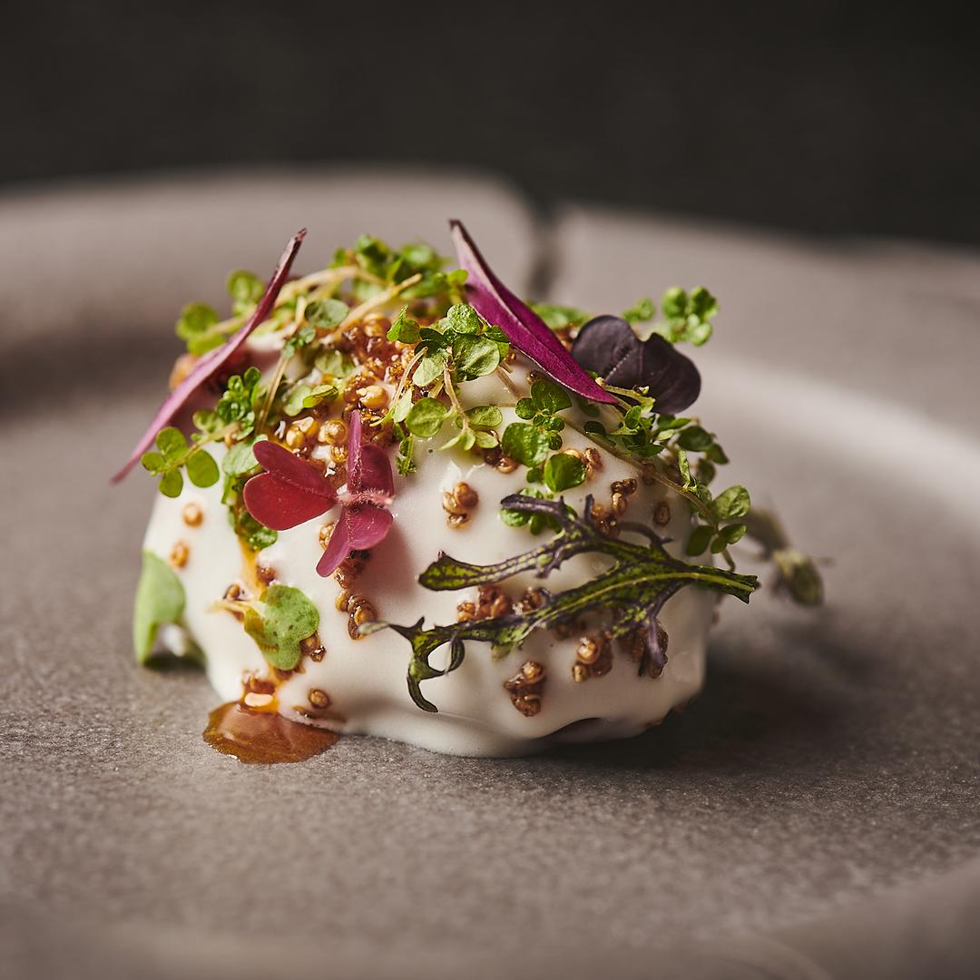 Tomate Embotado, de CEBO, restaurante con una Estrella MICHELIN © CEBO