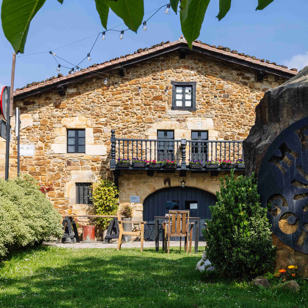 Fachada del caserío © Bernat/Mendi Goikoa Bekoa