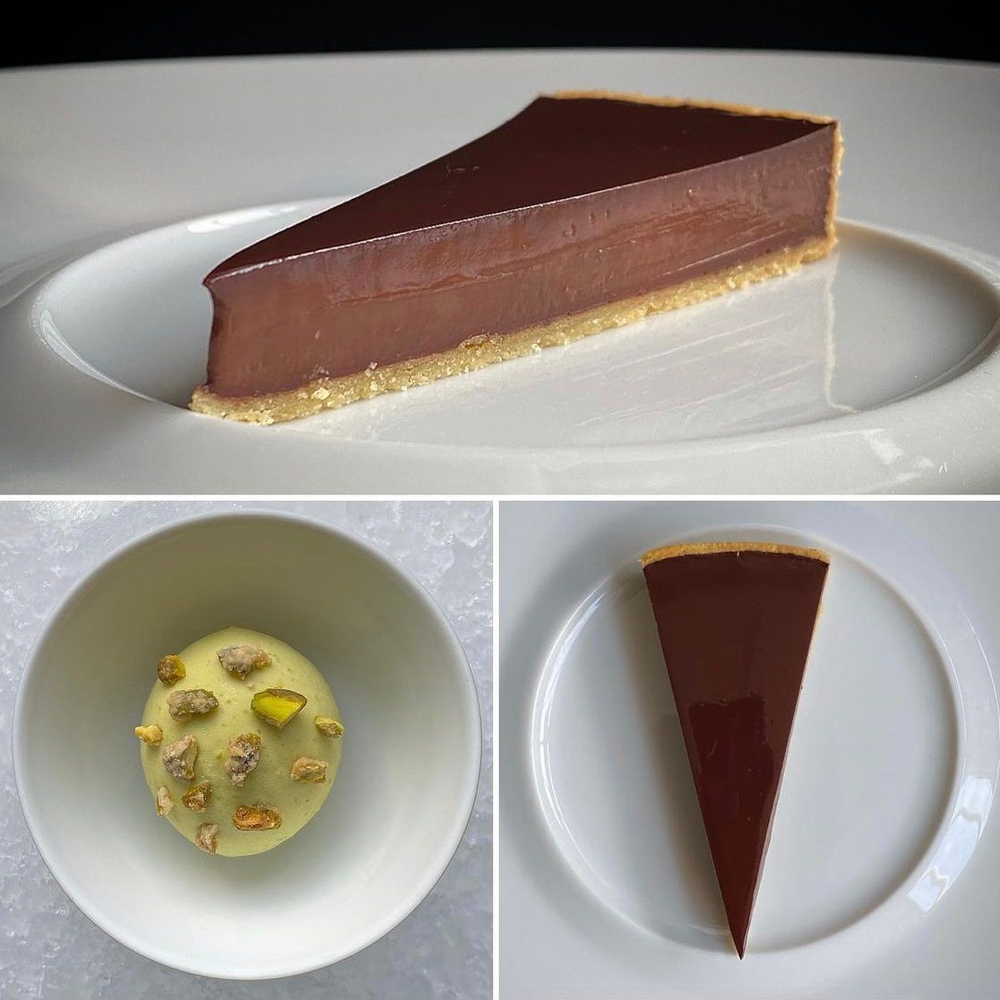 Tarte fondante au cacao amer, crème glacée pistache de Max Martin © Le Pré Catelan 