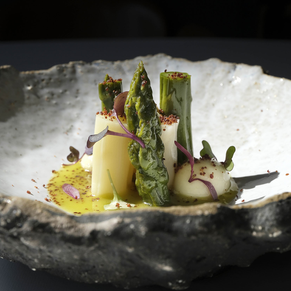 Una de las propuestas suculentas de En la parra, regentado por la chef Rocío Parra, que cuenta con una Estrella MICHELIN © Enrique Carrascal/En la Parra